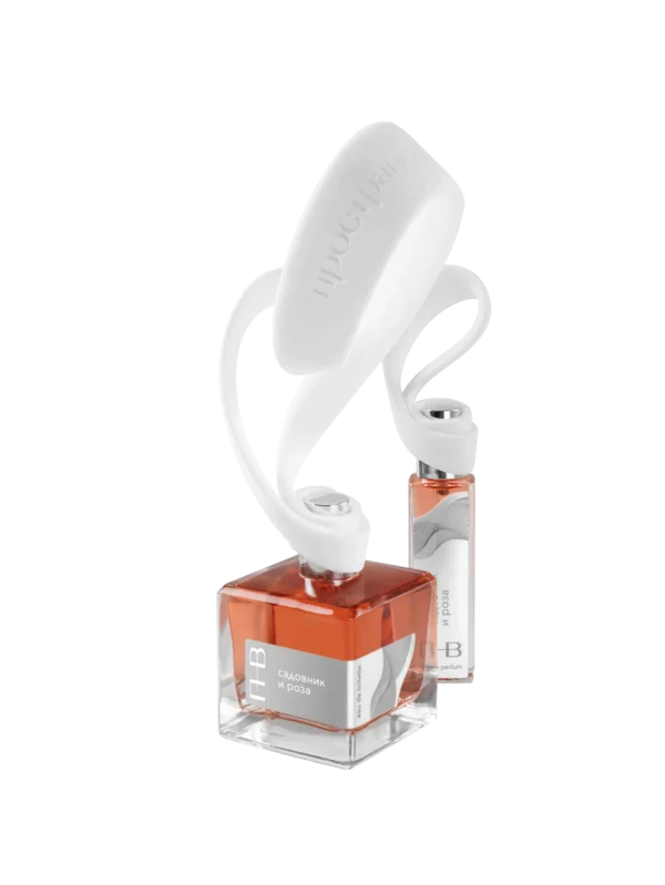 садовник и роза